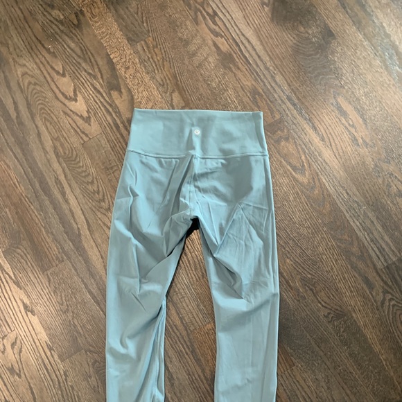 align lululemon leggings 28’ blue/green - Picture 2 of 4